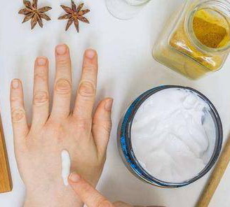 自制化妆品的安全问题堪忧